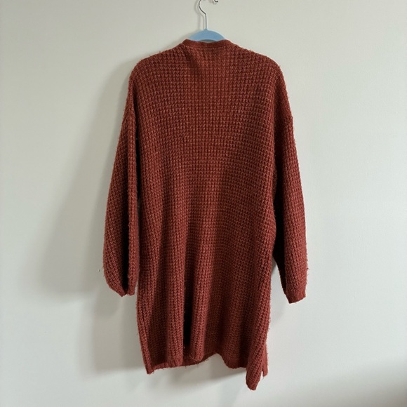 American Eagle Long Cardigan - Picture 2 of 5